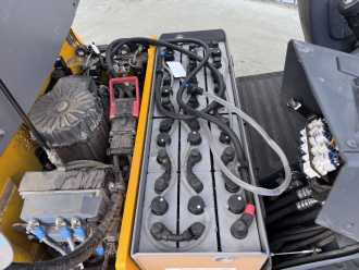 Heftruck gebruikt JUNGHEINRICH EFG 110k Baujahr 2022 / Stunden 566 Neuwertig ELEKTRO DREIRADFRONTSTAPLER (13075702)