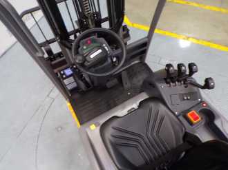Heftruck gebruikt JUNGHEINRICH EFG 110k Li SP ZVG 115-360 ZZ ELEKTRO DREIRADFRONTSTAPLER (13073724)