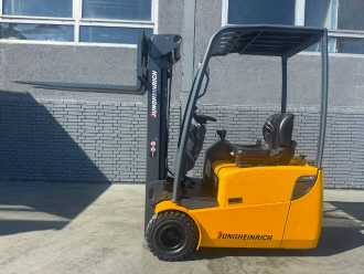 Heftruck gebruikt JUNGHEINRICH EFG 115 Baujahr 2007 / HH 4500 Stunden 3549 ELEKTRO DREIRADFRONTSTAPLER (13045055)
