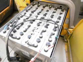 Heftruck gebruikt JUNGHEINRICH EFG 216k-330 ZZ ELEKTRO DREIRADFRONTSTAPLER (12884855)