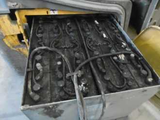 Heftruck gebruikt JUNGHEINRICH EFG 218 GE120-330ZZ ELEKTRO DREIRADFRONTSTAPLER (12776602)