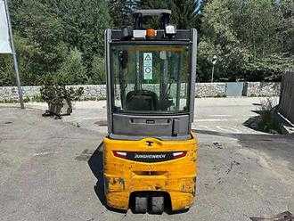 Heftruck gebruikt JUNGHEINRICH EFG 220 - 400ZT ELEKTRO DREIRADFRONTSTAPLER (13076944)