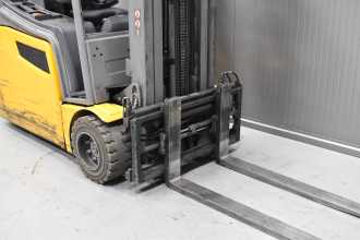 Heftruck gebruikt JUNGHEINRICH EFG 220 /58574/ ELEKTRO DREIRADFRONTSTAPLER (13064595)