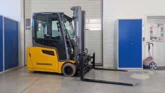 Heftruck gebruikt JUNGHEINRICH EFG 220 G120-480DZ ELEKTRO DREIRADFRONTSTAPLER (13072487) backdrop