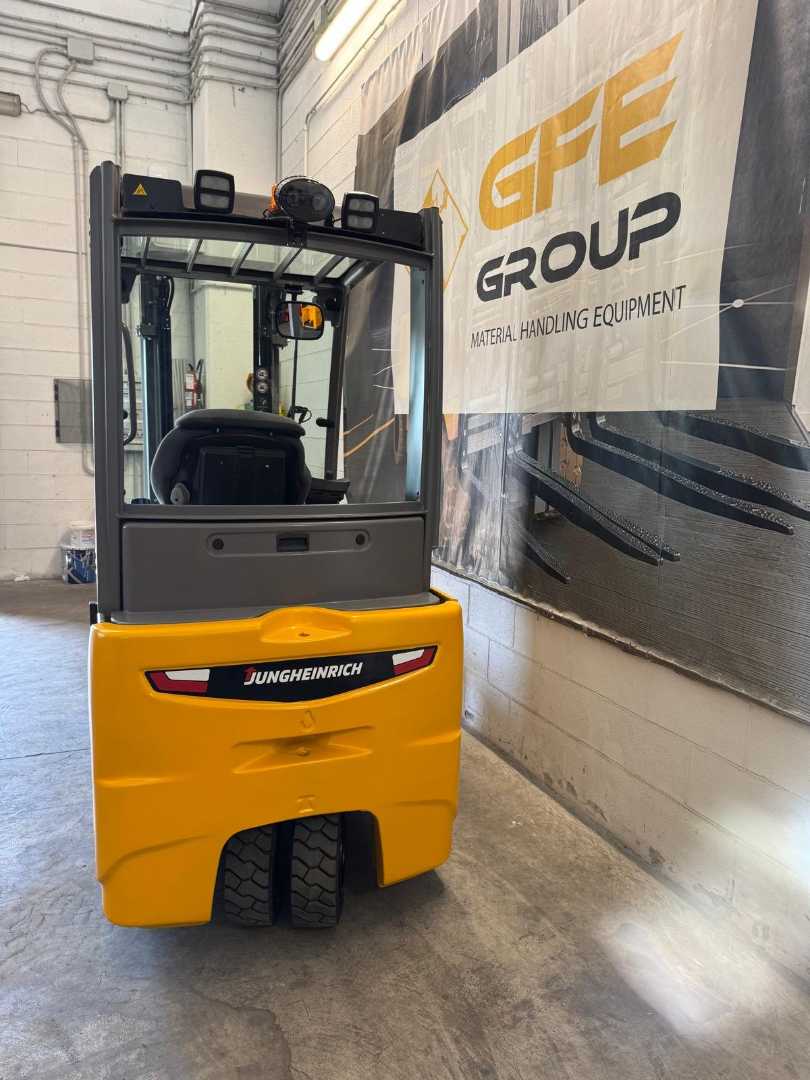 Heftruck gebruikt JUNGHEINRICH EFG 220 G160-318ZZ ELEKTRO DREIRADFRONTSTAPLER (13059552)