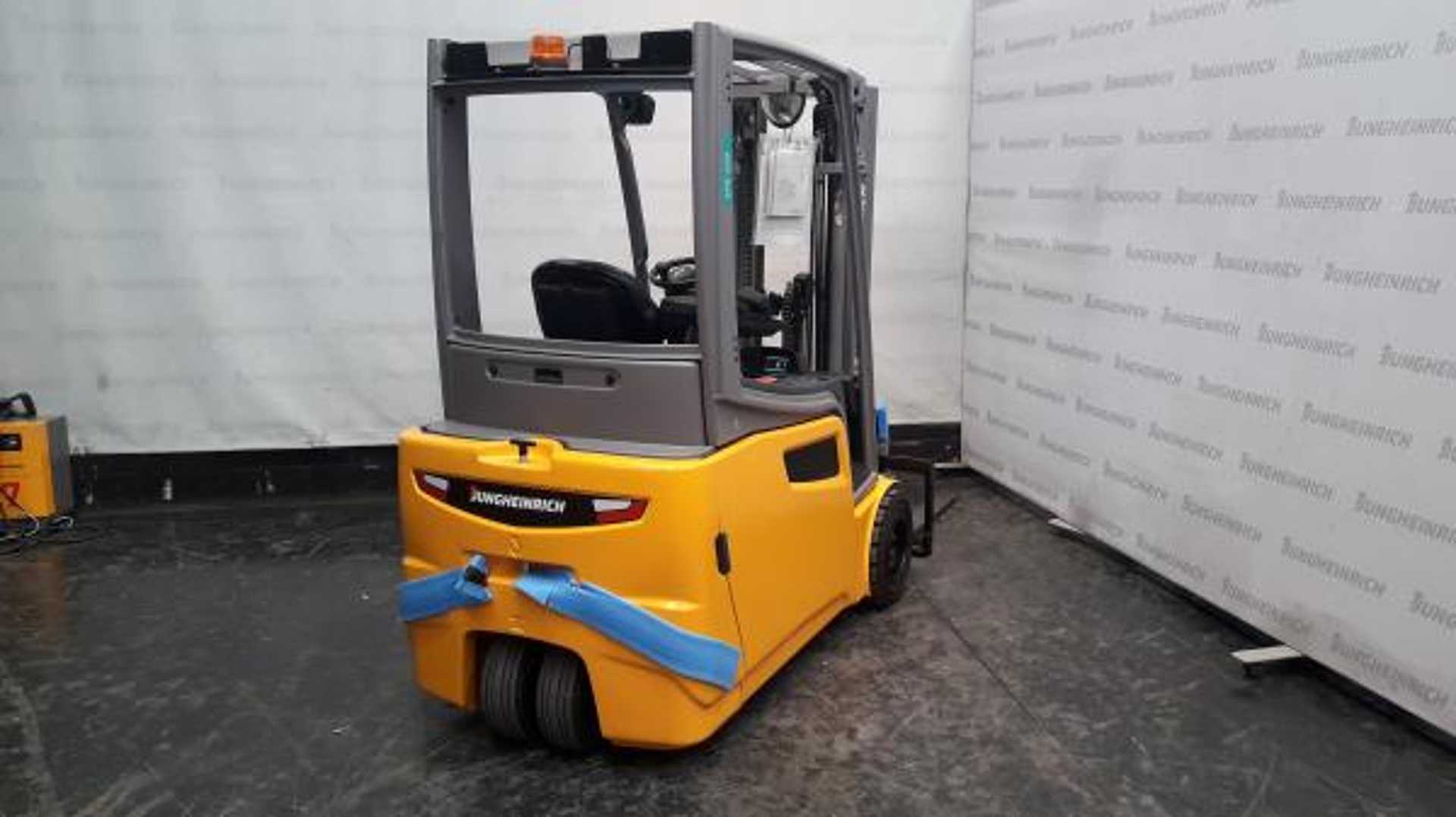 Heftruck gebruikt JUNGHEINRICH EFG 220 SP GE 115 425 DZ ELEKTRO VIERRADFRONTSTAPLER (13043756)