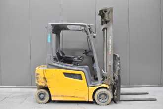 Heftruck gebruikt JUNGHEINRICH EFG 320 /58566/ ELEKTRO VIERRADFRONTSTAPLER (13064375)