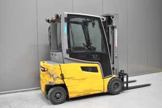 Heftruck gebruikt JUNGHEINRICH EFG 320 /58985/ ELEKTRO VIERRADFRONTSTAPLER (13071179)