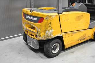 Heftruck gebruikt JUNGHEINRICH EFG 320 N /49970/ ELEKTRO VIERRADFRONTSTAPLER (12992510)