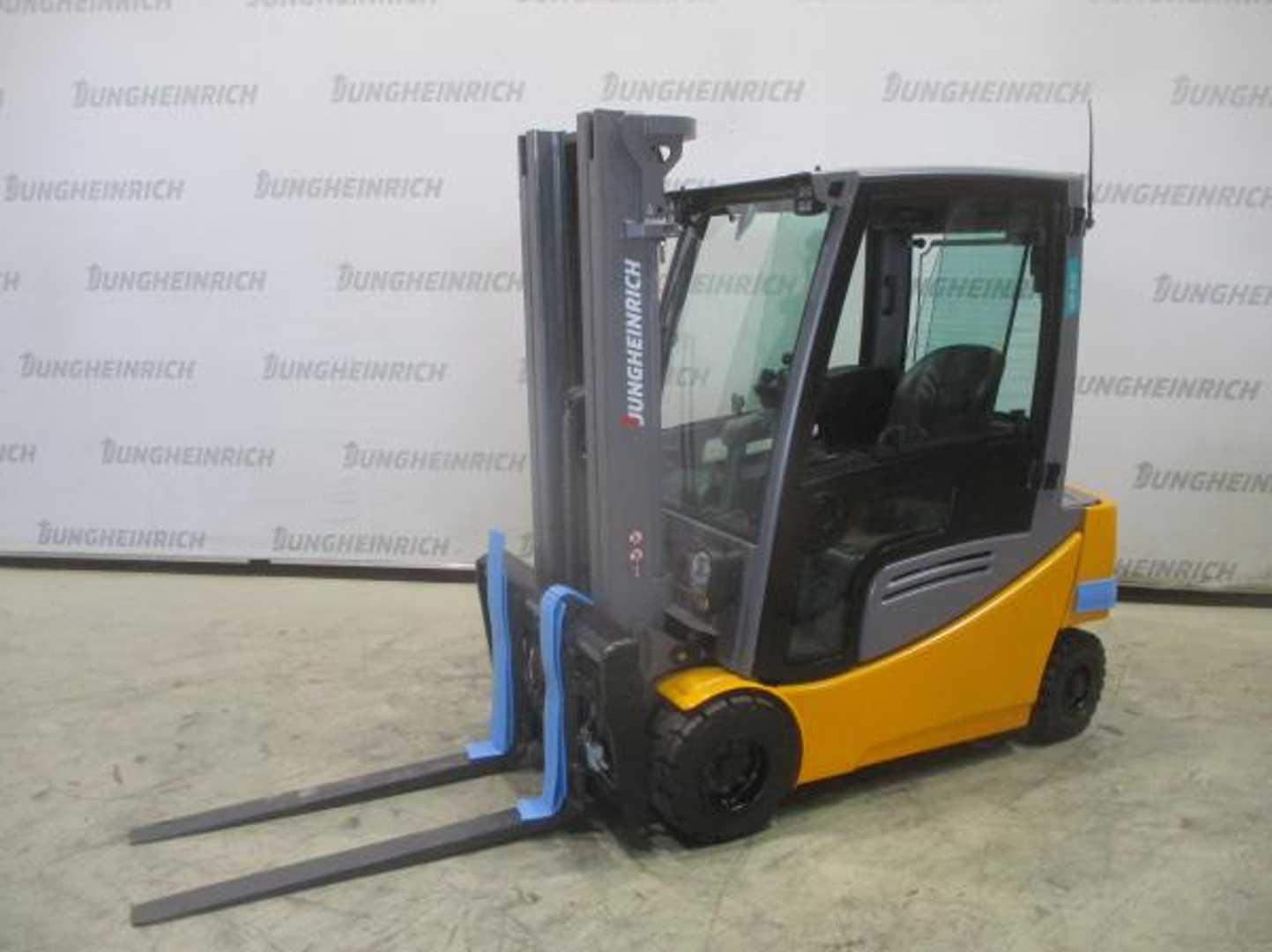 Heftruck gebruikt JUNGHEINRICH EFG 320 SP ZVG 120-464 DZ ELEKTRO VIERRADFRONTSTAPLER (13065594)