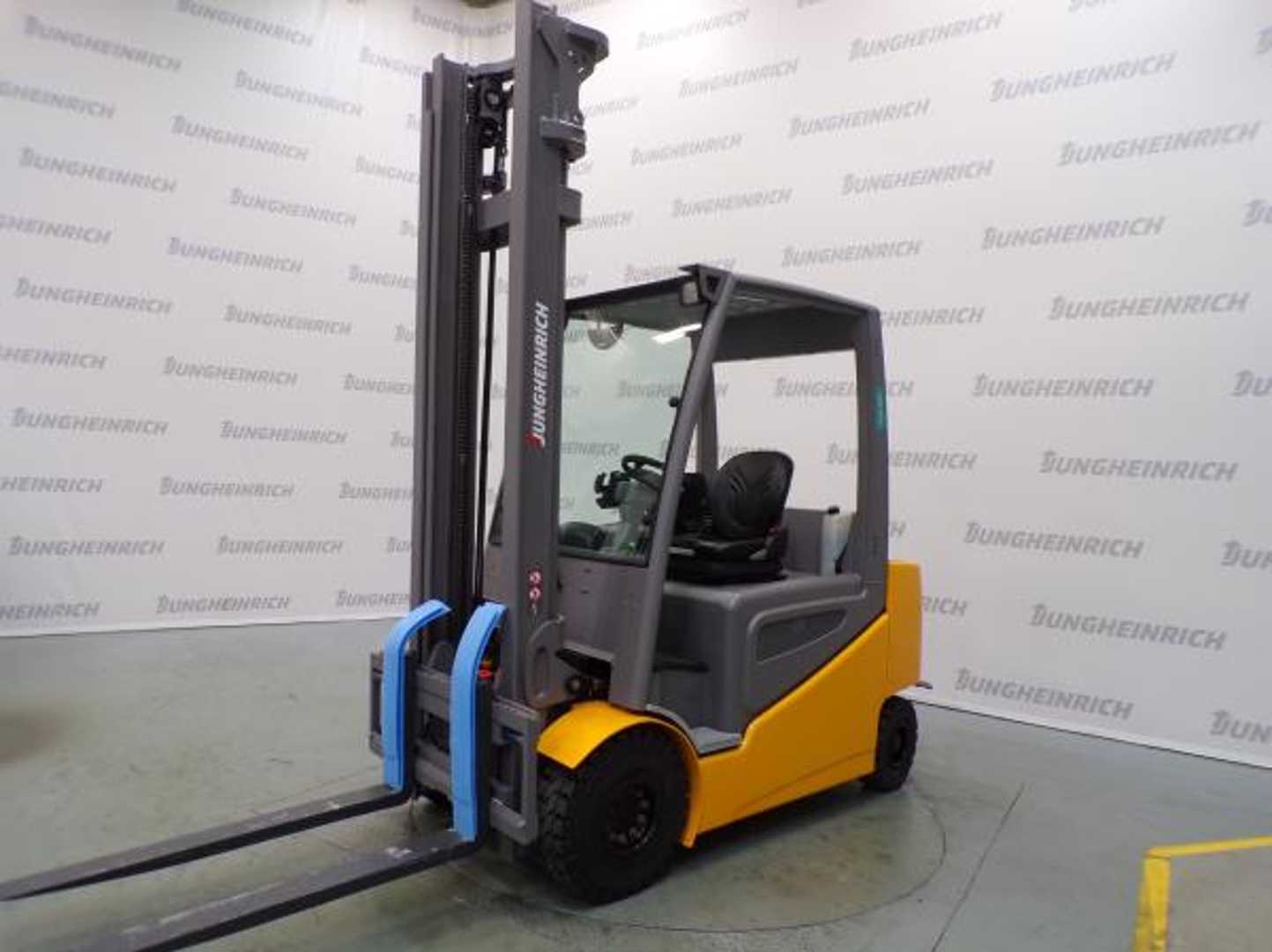 Heftruck gebruikt JUNGHEINRICH EFG 425s SP GE 120-450 ZT ELEKTRO VIERRADFRONTSTAPLER (13068176)