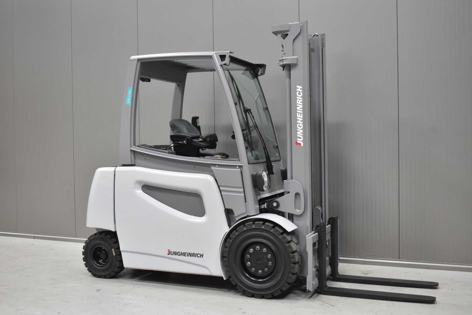 Heftruck gebruikt JUNGHEINRICH EFG 535 k /56279/ ELEKTRO VIERRADFRONTSTAPLER (13001144)