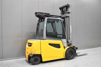 Heftruck gebruikt JUNGHEINRICH EFG 550 s /58982/ ELEKTRO VIERRADFRONTSTAPLER (13071177)