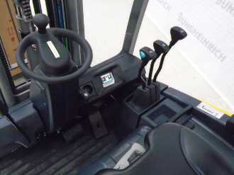 Heftruck gebruikt JUNGHEINRICH EFG BA 113 SP GE 115-500 DZ ELEKTRO VIERRADFRONTSTAPLER (13076395)