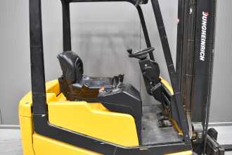 Heftruck gebruikt JUNGHEINRICH EFG-DF 18 /59127/ ELEKTRO DREIRADFRONTSTAPLER (13074776)