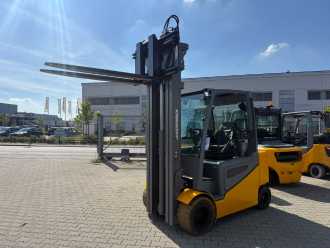 Heftruck gebruikt JUNGHEINRICH EFG S 30s Baujahr 2019/ Stunden 6003 HH 6500 ELEKTRO VIERRADFRONTSTAPLER (13064199)
