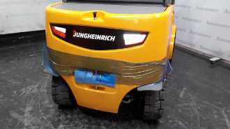 Heftruck gebruikt JUNGHEINRICH EFG S30s SP G+E 115 470 DZ ELEKTRO VIERRADFRONTSTAPLER (13031833)