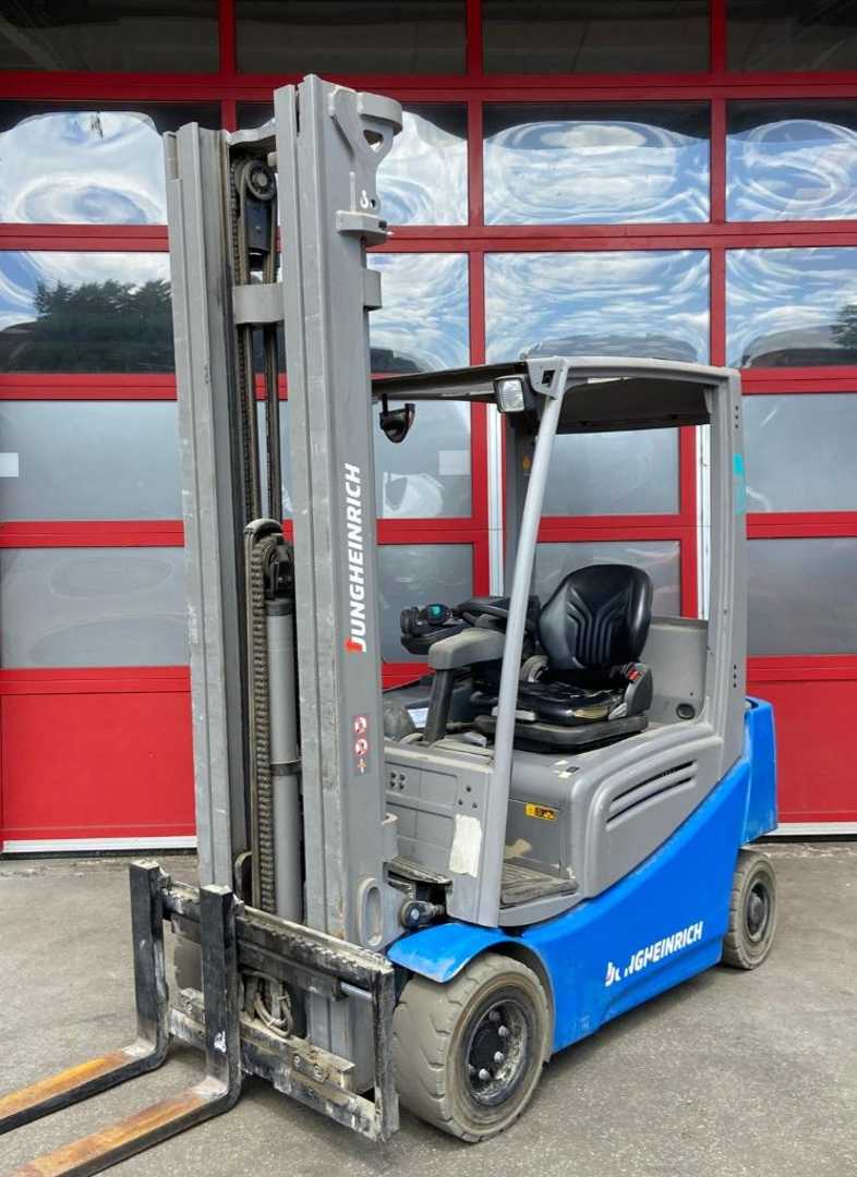 Heftruck gebruikt JUNGHEINRICH EFG318k ELEKTRO VIERRADFRONTSTAPLER (13064496)