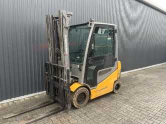 Heftruck gebruikt JUNGHEINRICH EFG430k ELEKTRO VIERRADFRONTSTAPLER (13073628) backdrop