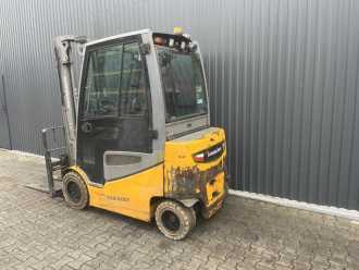 Heftruck gebruikt JUNGHEINRICH EFG430k ELEKTRO VIERRADFRONTSTAPLER (13073628)