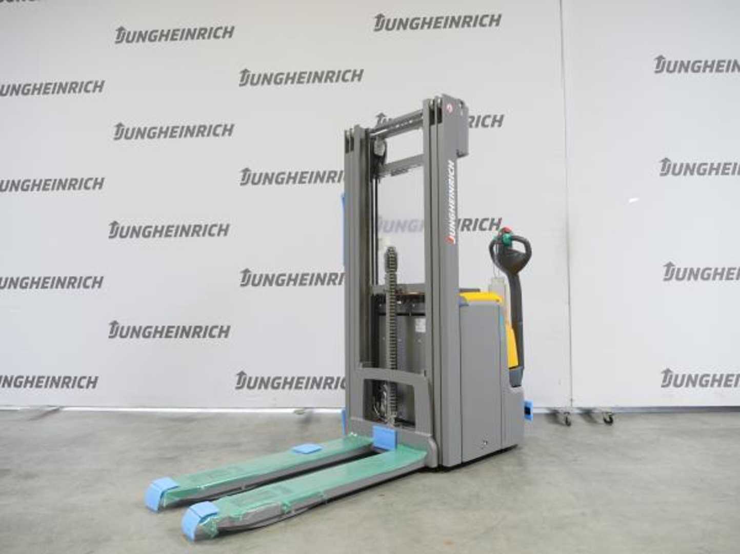 Heftruck gebruikt JUNGHEINRICH EJC 112z Li 115-430 DZ ELEKTRO HOCHHUBWAGENDEICHSEL (13068391)