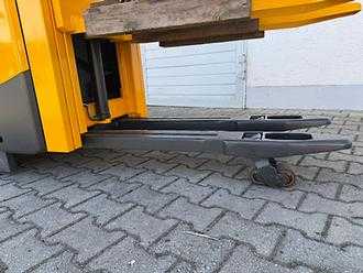 Heftruck gebruikt JUNGHEINRICH EJC Z 16 ELEKTRO HOCHHUBWAGENDEICHSEL (13072976)