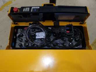 Heftruck gebruikt JUNGHEINRICH EJE 120 115-54 ELEKTRO NIEDERHUBWAGENDEICHSEL (13074072)