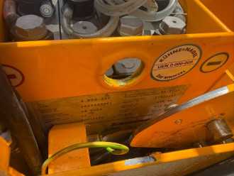 Heftruck gebruikt JUNGHEINRICH EJE 220 Baujahr 2016/ Stunden 2045 Ladegerät integriert WEITERE NIEDERHUBWAGENDEICHSEL (13057395)