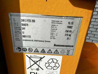 Heftruck gebruikt JUNGHEINRICH EJE 220 R Baujahr 2015/ Stunden 2643 / Rampenhub WEITERE NIEDERHUBWAGENDEICHSEL (13000580)