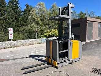 Heftruck gebruikt JUNGHEINRICH EKS 210 - 425ZT ELEKTRO MITTELHUBKOMMISSIONIERER (13068415)