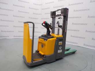 Heftruck gebruikt JUNGHEINRICH ERC 214z Li FP 115-290 ZZ ELEKTRO HOCHHUBWAGENFAHRERSTAND (13073728) backdrop