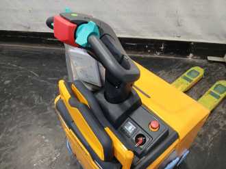 Heftruck gebruikt JUNGHEINRICH ERE 225 KP 19 115 54 ELEKTRO NIEDERHUBWAGENFAHRERSTAND (13058531)