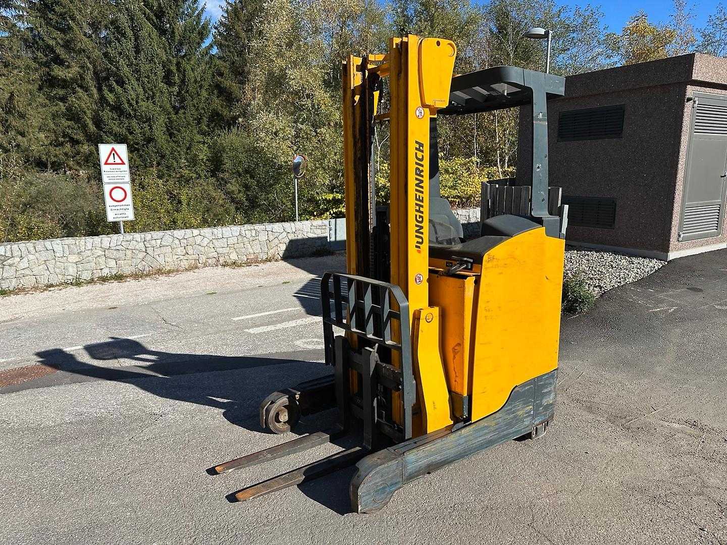 Heftruck gebruikt JUNGHEINRICH ETV 110 - 530DZ ELEKTRO SCHUBMASTSTAPLER (13073107)