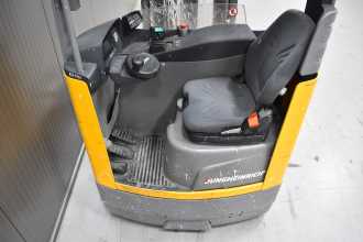 Heftruck gebruikt JUNGHEINRICH ETV 214 /58970/ ELEKTRO SCHUBMASTSTAPLER (13072072)
