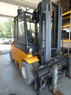 Heftruck gebruikt JUNGHEINRICH TFG 680 GAS VIERRADFRONTSTAPLER (13076049)
