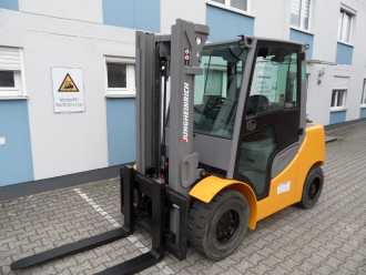 Heftruck gebruikt JUNGHEINRICH TFG S50s - Kabine mit Heizung - 4. Funktion GAS VIERRADFRONTSTAPLER (13009650)