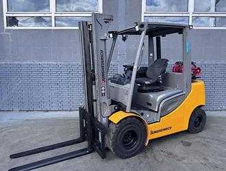 Heftruck gebruikt JUNGHEINRICH TFG430s GAS VIERRADFRONTSTAPLER (13073558) backdrop