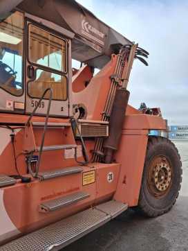 Heftruck gebruikt KALMAR DRD450-60C5X DIESEL REACHSTACKER (13075475)