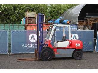 Heftruck gebruikt KOMATSU FD35T-7 DIESEL VIERRADFRONTSTAPLER (13065091) backdrop