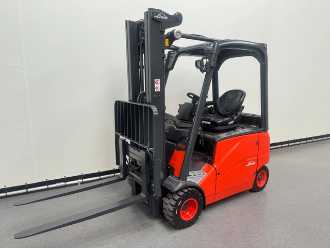 Heftruck gebruikt LINDE 386 E 20 PH-01 ELEKTRO VIERRADFRONTSTAPLER (13043940) backdrop