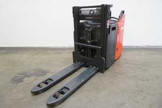 Heftruck gebruikt LINDE D 12 HP SP 133 ELEKTRO HOCHHUBWAGENFAHRERSTAND (13074712)