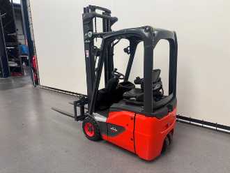 Heftruck gebruikt LINDE E 12-02 ELEKTRO VIERRADFRONTSTAPLER (13071649)