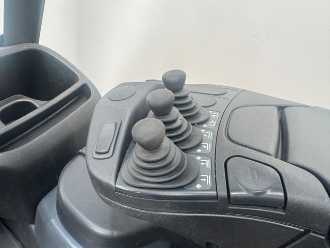 Heftruck gebruikt LINDE E 12-02 ELEKTRO VIERRADFRONTSTAPLER (13071649)