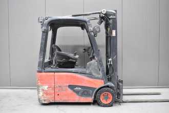 Heftruck gebruikt LINDE E 16 - 02 /58848/ ELEKTRO DREIRADFRONTSTAPLER (13066188)