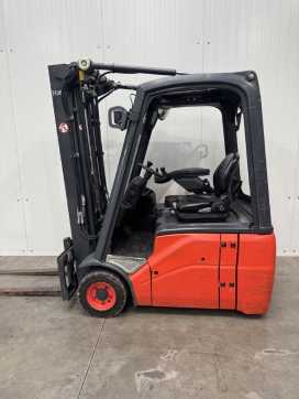 Heftruck gebruikt LINDE E 16 C-01 Triplex Batterie Bj.22 ELEKTRO DREIRADFRONTSTAPLER (13042819)