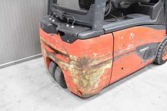 Heftruck gebruikt LINDE E 16 L /58118/ ELEKTRO DREIRADFRONTSTAPLER (13052181)