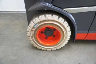 Heftruck gebruikt LINDE E 18 L EVO 386-02 ELEKTRO DREIRADFRONTSTAPLER (12977135)