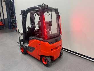 Heftruck gebruikt LINDE E 20 PH-02 ELEKTRO VIERRADFRONTSTAPLER (13050108)