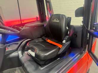 Heftruck gebruikt LINDE E 25-01 DEMO / AIRCO ELEKTRO VIERRADFRONTSTAPLER (13032761)