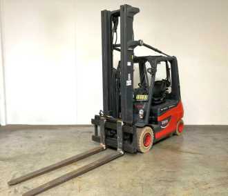 Heftruck gebruikt LINDE E 30 387 ELEKTRO VIERRADFRONTSTAPLER (13059948) backdrop